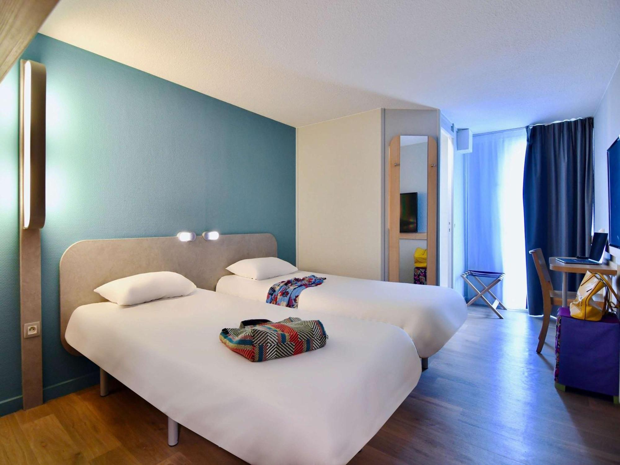 Ibis Budget Vannes Esterno foto
